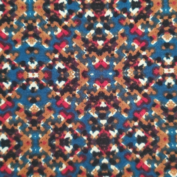 Lularoe - Picture 2 of 3